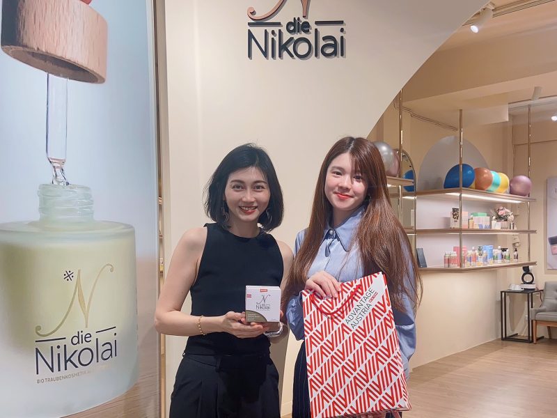 7CB8FA78-7847-4BB1-9145-42D54CA94B05